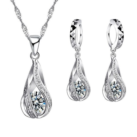 Jewelry - 🌟 925 Sterling Silver Necklace And Earrings Set Tear Drop Cute Top Gift